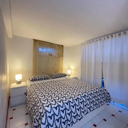 Apartament House In Navigli Center *